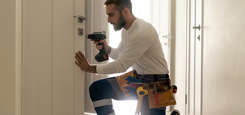Mailbox Lock Installation Expert in West Rancho Dominguez, California