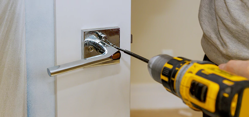 After-hours Locksmith  For Lock Troubleshooting in West Rancho Dominguez, California