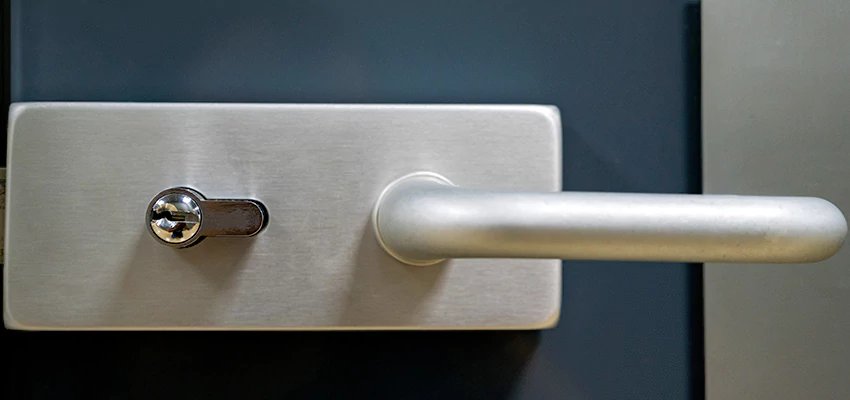 Change Patio Door Locks in West Rancho Dominguez, California